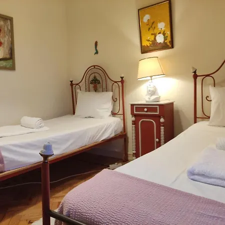 Classic 3br Sintra Near Beaches & Palaces Apartman