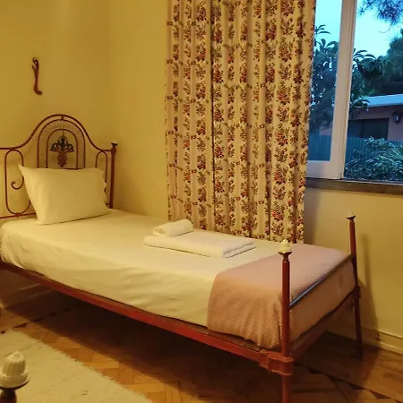 Classic 3br Sintra Near Beaches & Palaces * Colares